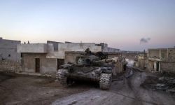 غارات جوية على أحياء حلب